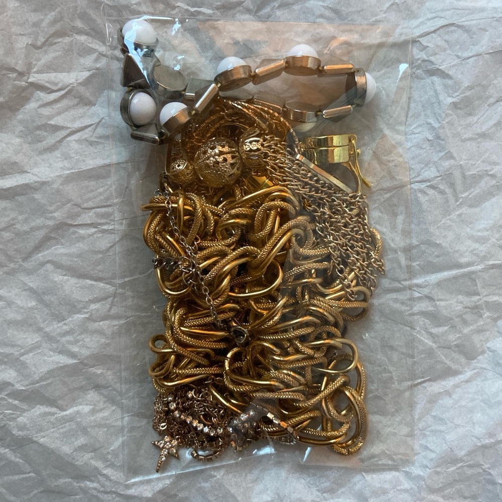 Mystery bag of jewelry